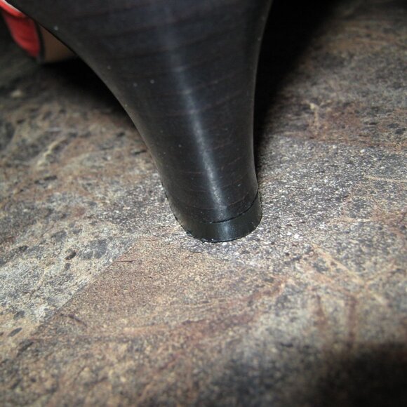 Ted Lapidus Red Suede Pumps - Size 39 / 8.5 - Picture 6 of 6